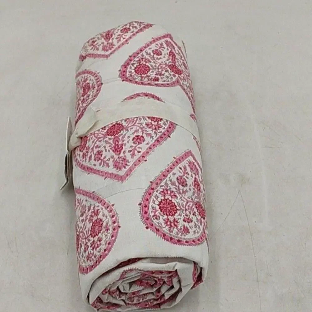 Pottery Barn Heart Block Tablecloth Rectangle 70x126